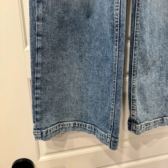 GAP Women's Stride Wide Leg Jeans - Picture 7 of 9